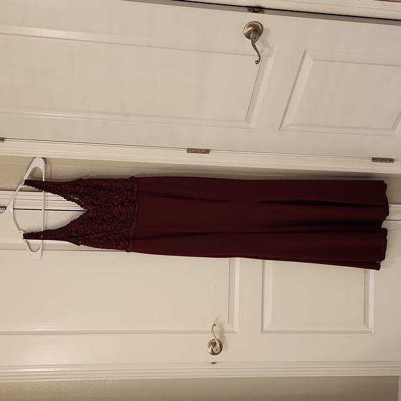 Maroon - Picture 1 of 5